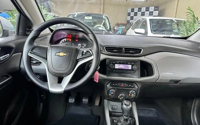 imagem-https://www.socarrao.com.br/sc-vehicle-images-prod/4263329/1790964544398-8498796_14_B_8e397b40c0.jpeg