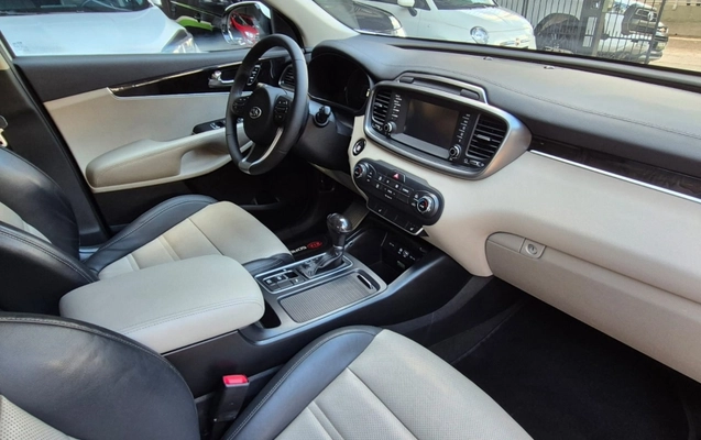 imagem-https://www.socarrao.com.br/sc-vehicle-images-prod/4263340/1790964619944-htA780Xo5Vq7d5XIt6f7lkG1kgn1Iw7d.jpg