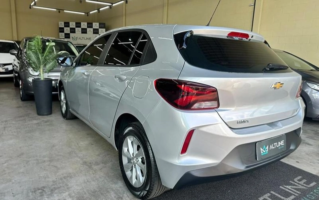 imagem-https://www.socarrao.com.br/sc-vehicle-images-prod/4263349/1790964684578-8437927_8_B_45d625104c.jpeg
