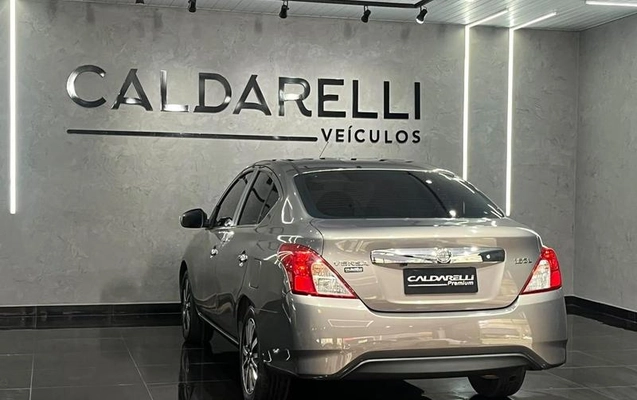 imagem-https://www.socarrao.com.br/sc-vehicle-images-prod/4263416/1791307635145-8537415_4_B_404c017b3c.jpeg