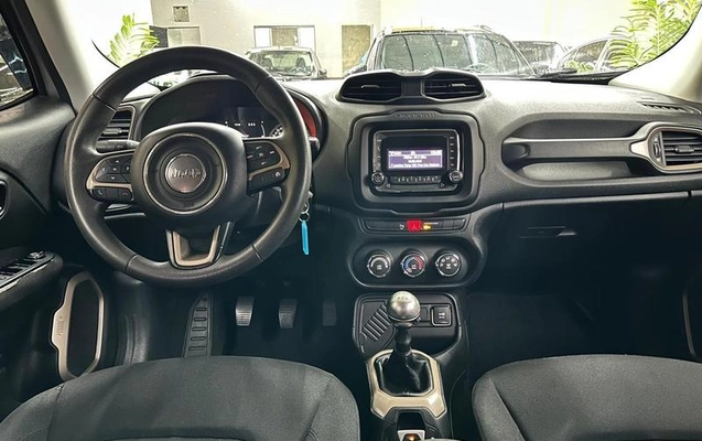imagem-https://www.socarrao.com.br/sc-vehicle-images-prod/4263420/1790965192318-8386827_8_B_117d12f735.jpeg