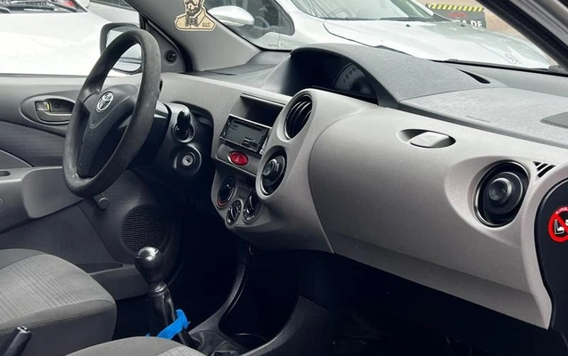 imagem-https://www.socarrao.com.br/sc-vehicle-images-prod/4263464/1790965432979-8538517_0_B_3c74ea4bd9.jpeg