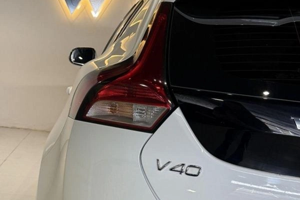 imagem-https://www.socarrao.com.br/sc-vehicle-images-prod/4263474/1790965497957-8167823_9_B_61384f16f4.jpeg