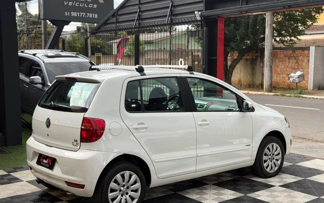 imagem-https://www.socarrao.com.br/sc-vehicle-images-prod/4263482/1790965676448-8470194_4_B_134edbebfd.jpeg