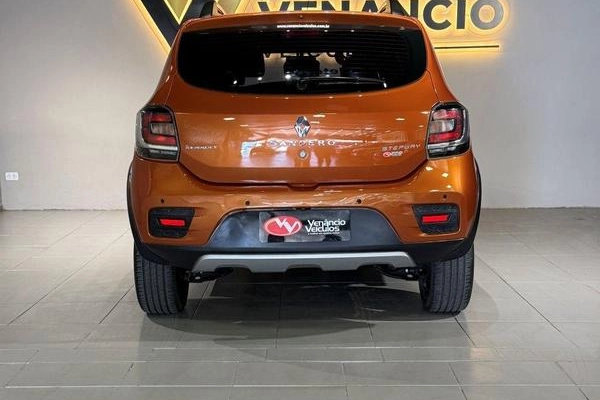 imagem-https://www.socarrao.com.br/sc-vehicle-images-prod/4263523/1790966232990-8319806_14_B_4604f13dc5.jpeg