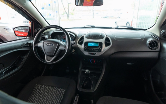 imagem-https://www.socarrao.com.br/sc-vehicle-images-prod/4263535/1790966062355-UjnbKc0LW2kenSXTNQYTLoZy249fPo86.jpg