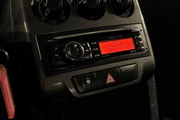 imagem-https://www.socarrao.com.br/sc-vehicle-images-prod/4263544/1790966073935-8108862_14_B_9d286aa567.jpeg