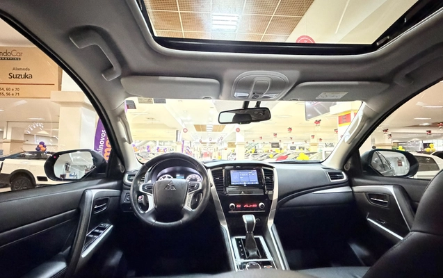 imagem-https://www.socarrao.com.br/sc-vehicle-images-prod/4263594/1790966415843-0221ca715a4348eb8b2b6961bfa186e1_1790946613343.jpg