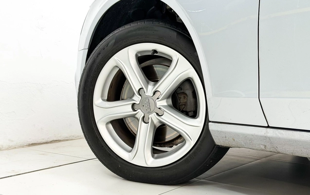 imagem-https://www.socarrao.com.br/sc-vehicle-images-prod/4263613/1790966676486-18a46c1ea59546ec8fbd1d1a348c64a6_1790966662087.jpg