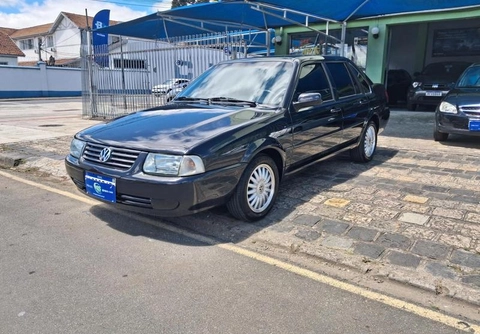 Volkswagen Santana 2.0 Mi 2p e 4p 2005 Preto — foto 1 de 3