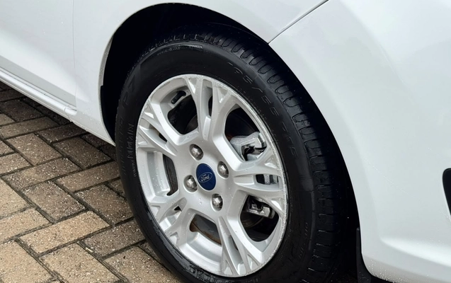 imagem-https://www.socarrao.com.br/sc-vehicle-images-prod/4263616/1790966758156-5c3489c3-723f-4216-b4d0-0605adf6bb60.jpg