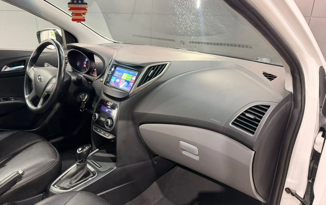 imagem-https://www.socarrao.com.br/sc-vehicle-images-prod/4263623/1790966826647-003_44147830a5c5be23dfe19e091768ff05.jpg