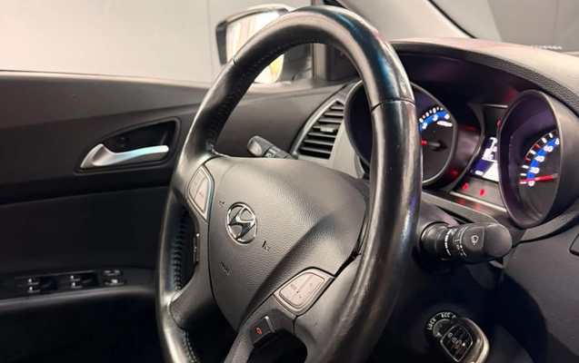 imagem-https://www.socarrao.com.br/sc-vehicle-images-prod/4263623/1790966826651-003_22c76fed0320c50728712c5e92ab3b3c.jpg