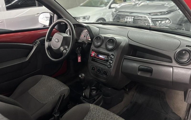 imagem-https://www.socarrao.com.br/sc-vehicle-images-prod/4263712/1790967324457-8522515_7_B_1f3de36f90.jpeg