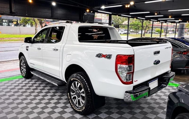 imagem-https://www.socarrao.com.br/sc-vehicle-images-prod/4263729/1790967503489-8538854_2_B_9c919f1151.jpeg