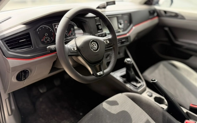 imagem-https://www.socarrao.com.br/sc-vehicle-images-prod/4263749/1790967755100-TeZWAv2AKnTIZ087CSHkbu3EhDihkxIQ.jpg