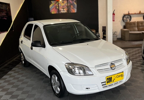 Chevrolet Celta 2010 Branco — foto 1 de 3