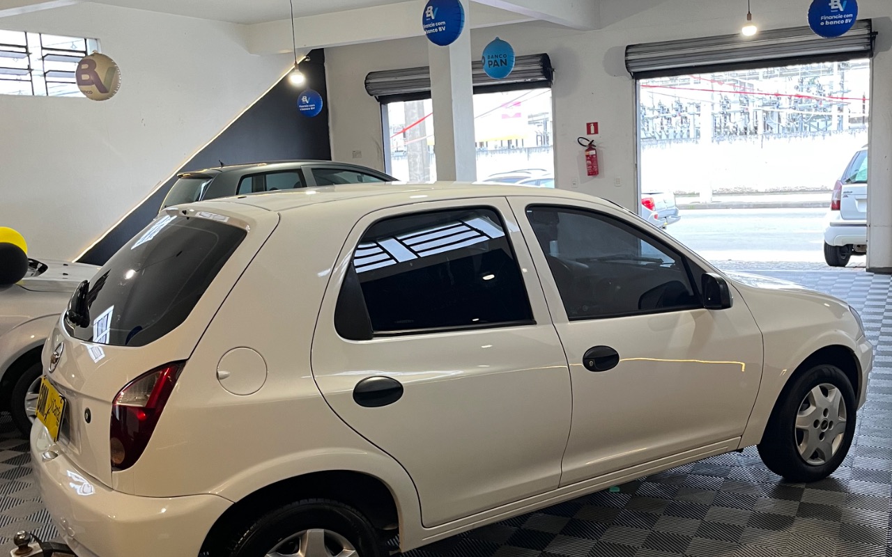 imagem-https://www.socarrao.com.br/sc-vehicle-images-prod/4263751/1790967760120-SU1HXzMzODQuanBlZw.jpeg