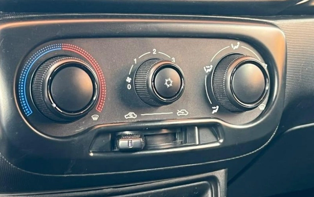 imagem-https://www.socarrao.com.br/sc-vehicle-images-prod/4263822/1790968120947-ODUyOTk0M181X0JfM2FiMzQ1YWRmZi5qcGVn.jpeg