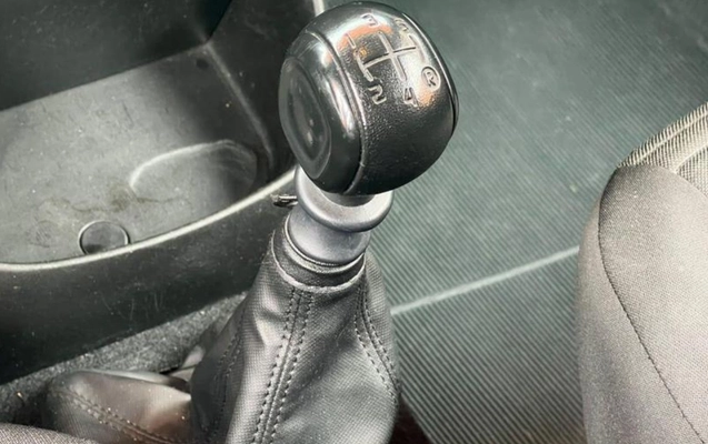 imagem-https://www.socarrao.com.br/sc-vehicle-images-prod/4263822/1790968120992-ODUyOTk0M182X0JfZWM2MGViNjA2MC5qcGVn.jpeg