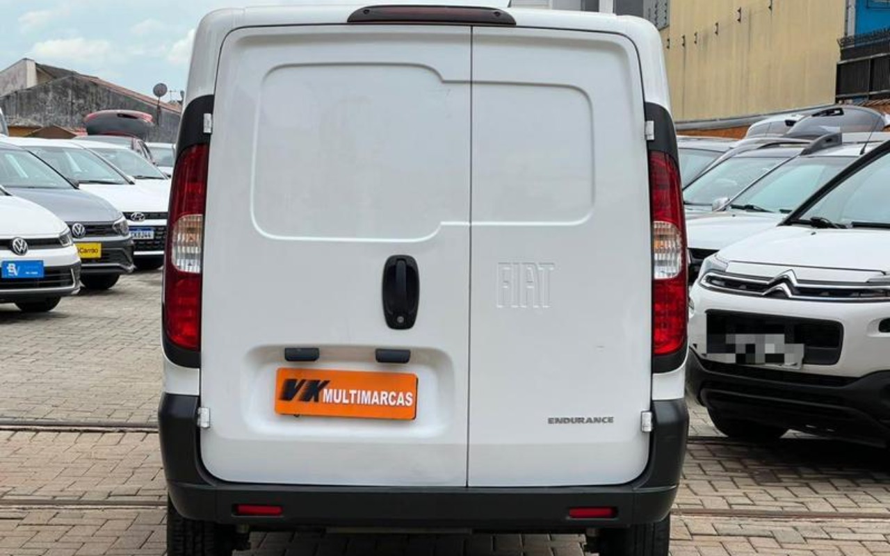 imagem-https://www.socarrao.com.br/sc-vehicle-images-prod/4263822/1790968121448-ODUyOTk0M185X0JfYzgyNzlhYzI1Mi5qcGVn.jpeg