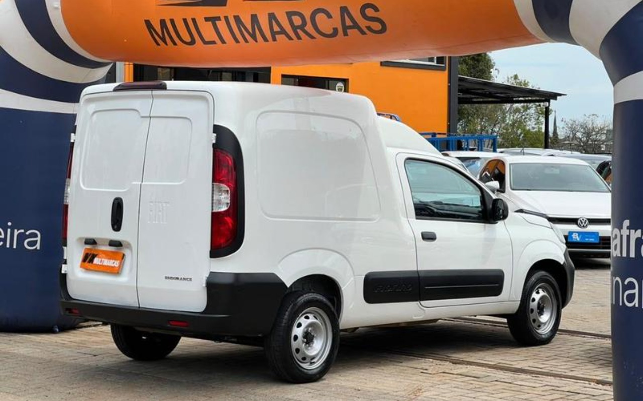 imagem-https://www.socarrao.com.br/sc-vehicle-images-prod/4263822/1790968121548-ODUyOTk0M184X0JfMzY5NDFkNTJiYy5qcGVn.jpeg