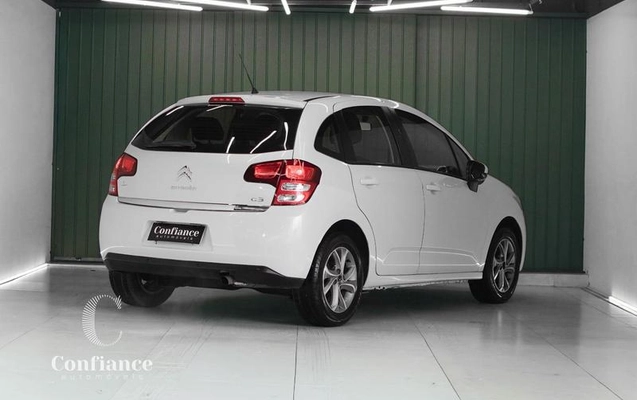 imagem-https://www.socarrao.com.br/sc-vehicle-images-prod/4263844/1790968237652-8432846_0_B_0ac8f3b1be.jpeg
