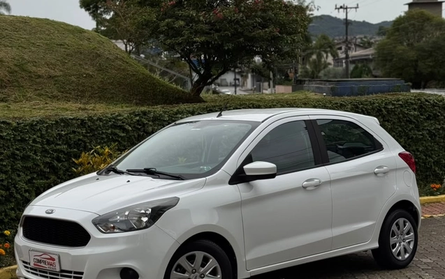 imagem-https://www.socarrao.com.br/sc-vehicle-images-prod/4263848/1790968269921-003_ef2a105ce513b7010f97d21ba90aee5f.jpg