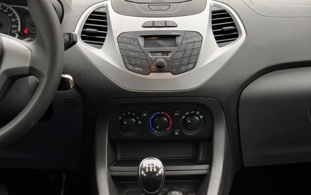 imagem-https://www.socarrao.com.br/sc-vehicle-images-prod/4263848/1790968269940-003_1ab3a33921ad67e0b27ac40ef6fefeca.jpg