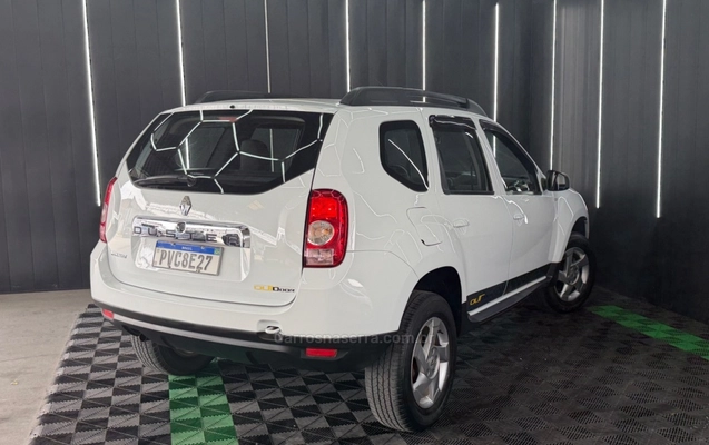 imagem-https://www.socarrao.com.br/sc-vehicle-images-prod/4263855/1790968316840-9af655ab49605127c070f0a9eef02ef3_big.jpeg