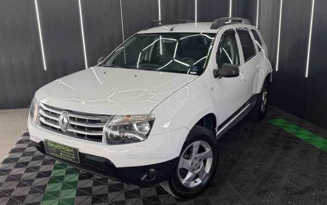 imagem-https://www.socarrao.com.br/sc-vehicle-images-prod/4263855/1790968316848-0398149f78380f94182c0f80d0638896_big.jpeg