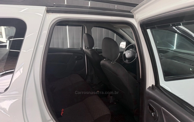 imagem-https://www.socarrao.com.br/sc-vehicle-images-prod/4263855/1790968316850-85c513ee53240acf9ce0db5e7a2f35bb_big.jpeg