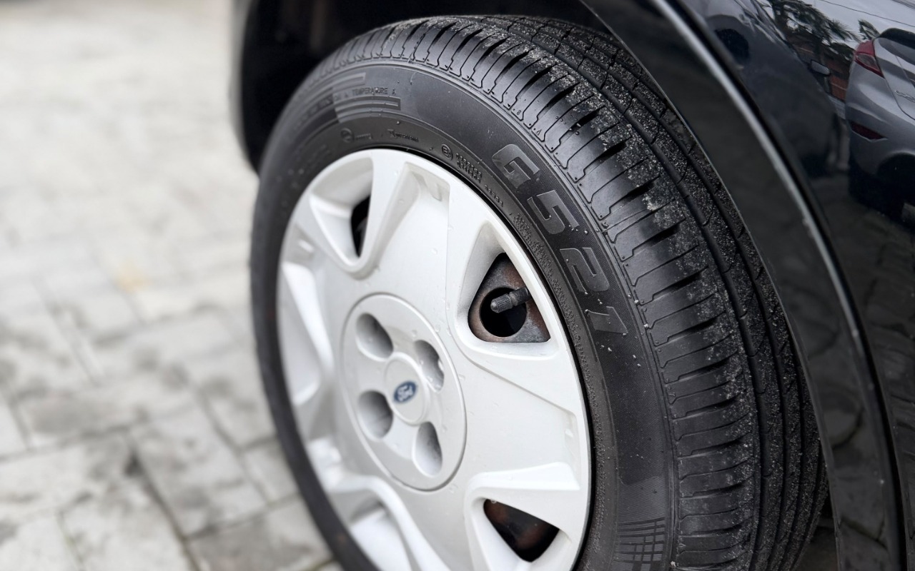 imagem-https://www.socarrao.com.br/sc-vehicle-images-prod/4263864/1790968398056-SU1HLTIwMjYxMDAyLVdBMDExMC5qcGc.jpg