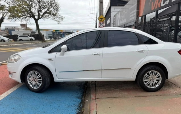 imagem-https://www.socarrao.com.br/sc-vehicle-images-prod/4263870/1790968563421-68DU1tNoXPWuUOxjKUgcf0Vrg8uyvZAp.jpg