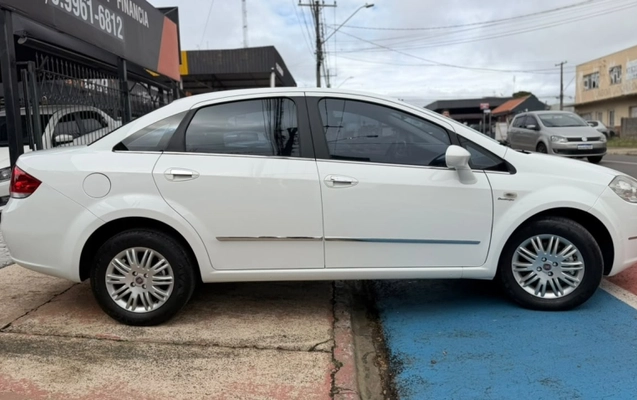 imagem-https://www.socarrao.com.br/sc-vehicle-images-prod/4263870/1790968563428-jM9Ge32PzyCniYsydCEtp9nvlu9mlewj.jpg