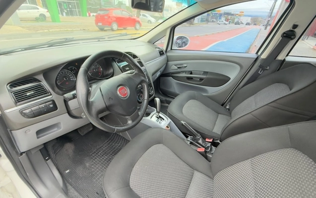 imagem-https://www.socarrao.com.br/sc-vehicle-images-prod/4263870/1790968563436-pArvUanK8o3MZ5UCRHq7z1trCeBrHhbO.jpg