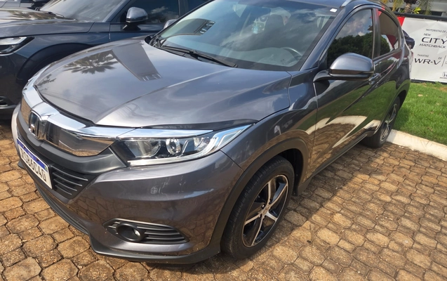 imagem-https://www.socarrao.com.br/sc-vehicle-images-prod/4263979/1790969107238-003_81351aae3a0d1f72d570767d26f8503a.jpg
