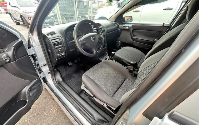 imagem-https://www.socarrao.com.br/sc-vehicle-images-prod/4263984/1790969179691-8538849_0_B_b9d3f27097.jpeg
