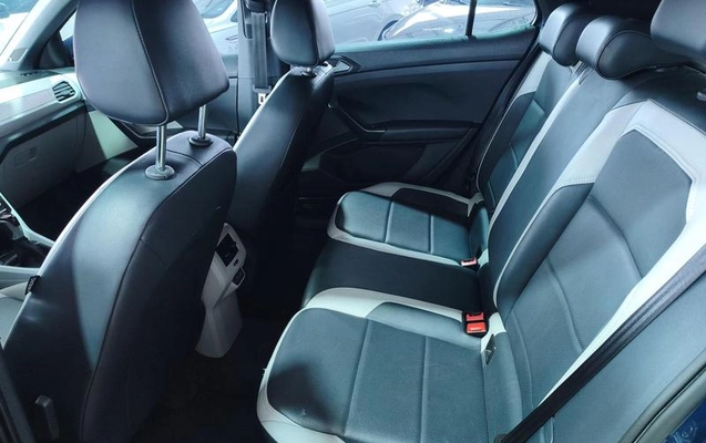 imagem-https://www.socarrao.com.br/sc-vehicle-images-prod/4263985/1791372802182-8539097_2_B_28e1e29117.jpeg
