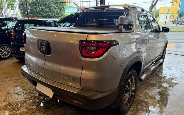 imagem-https://www.socarrao.com.br/sc-vehicle-images-prod/4263988/1790969228556-8538619_1_B_57e8277f9e.jpeg