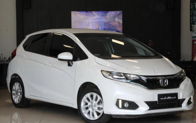 imagem-https://www.socarrao.com.br/sc-vehicle-images-prod/4264022/1791403773118-8533358_1_B_9ccff5aea6.jpeg