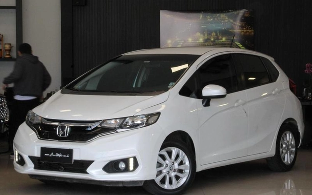 imagem-https://www.socarrao.com.br/sc-vehicle-images-prod/4264022/1791403773120-8533358_3_B_544e7ec82d.jpeg