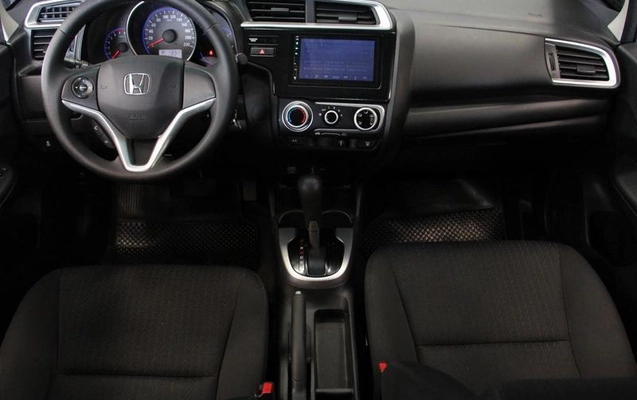 imagem-https://www.socarrao.com.br/sc-vehicle-images-prod/4264022/1791403773122-8533358_6_B_0d50d05011.jpeg