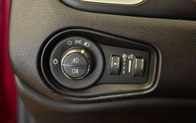 imagem-https://www.socarrao.com.br/sc-vehicle-images-prod/4264094/1791472236175-8538774_11_B_58b8526c2f.jpeg