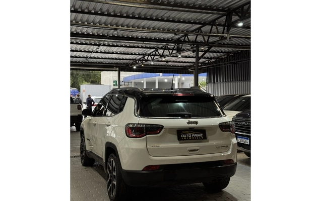 imagem-https://www.socarrao.com.br/sc-vehicle-images-prod/4264096/1790970095568-1_043906.jpg