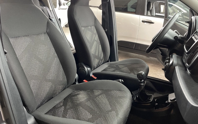 imagem-https://www.socarrao.com.br/sc-vehicle-images-prod/4264101/1790970101180-app-photos-LPAp4HMKUHD41Y0LrgnE95p5jbQmadrO.jpg
