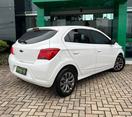 imagem-https://www.socarrao.com.br/sc-vehicle-images-prod/4264114/1791465047873-8539195_4_B_a96b69c91a.jpeg