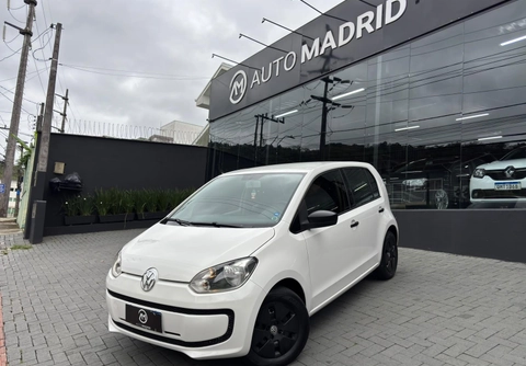 Volkswagen Up! 2015 Branco — foto 1 de 3