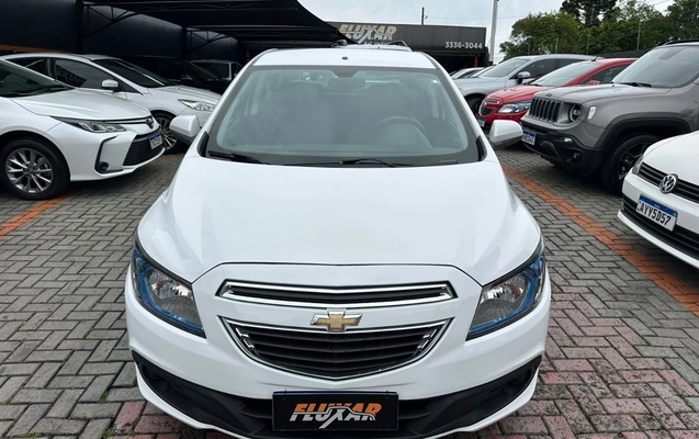 imagem-https://www.socarrao.com.br/sc-vehicle-images-prod/4264118/1790970223580-V2hhdHNBcHAgSW1hZ2UgMjAyNi0xMC0wMiBhdCAxMS40MS40OS5qcGVn.jpeg