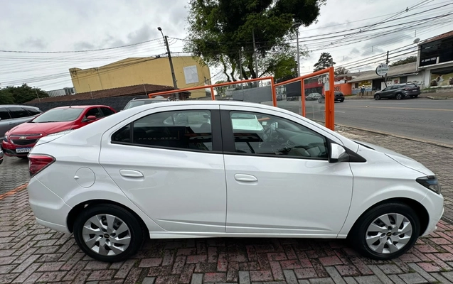 imagem-https://www.socarrao.com.br/sc-vehicle-images-prod/4264118/1790970224479-V2hhdHNBcHAgSW1hZ2UgMjAyNi0xMC0wMiBhdCAxMS40MS41MCAoMykuanBlZw.jpeg